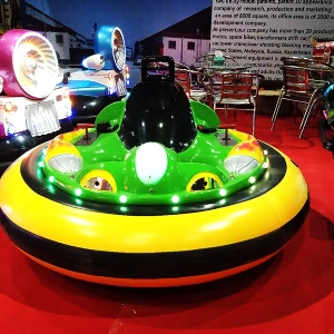 太空碰碰車(chē)