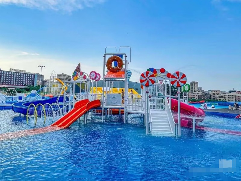 水樂(lè)園 水寨