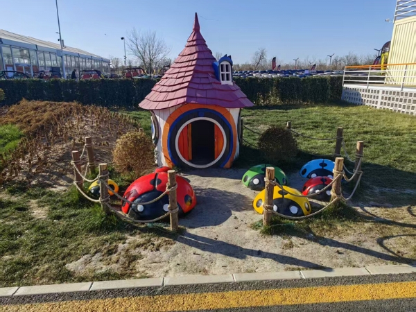 網紅打卡 妙妙屋